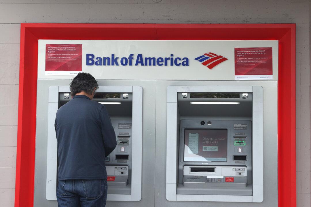 Shareholders, State Officials Allege Political, Religious Discrimination by Bank of America