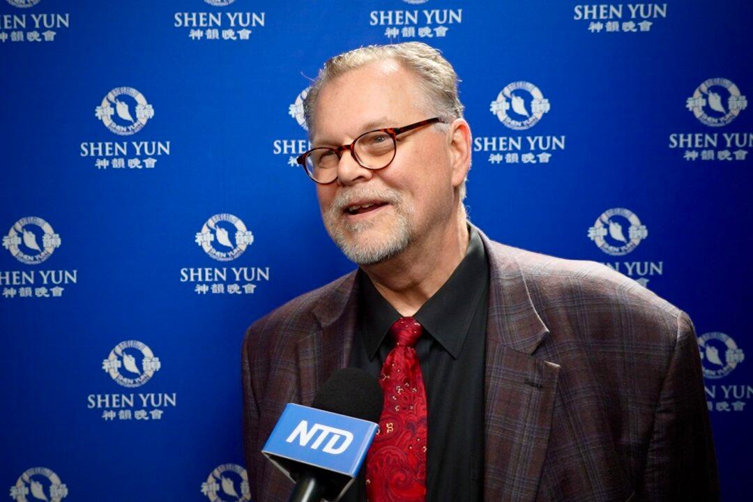 Shen Yun Shows ‘Strength and Unity, Honor and Commitment to the Truth,’ Says Physician