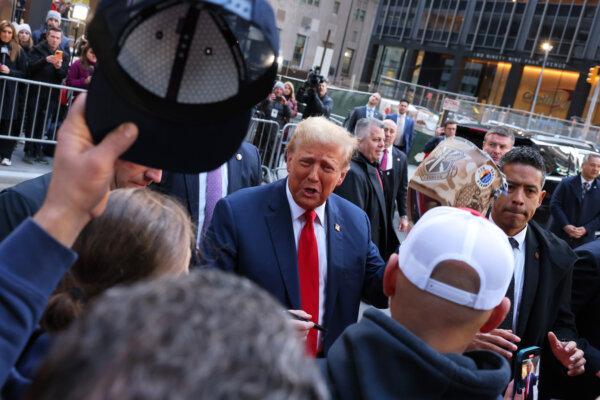 Former President Donald Trump greets union workers at the construction site of the new J.P. Morgan Chase building on April 25, 2024 in New York City. (Photo by Michael M. Santiago/Getty Images)